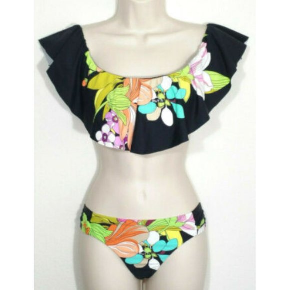 Trina Turk Other - TRINA TURK Bouquet Floral Bikini Set 3201-2E1M